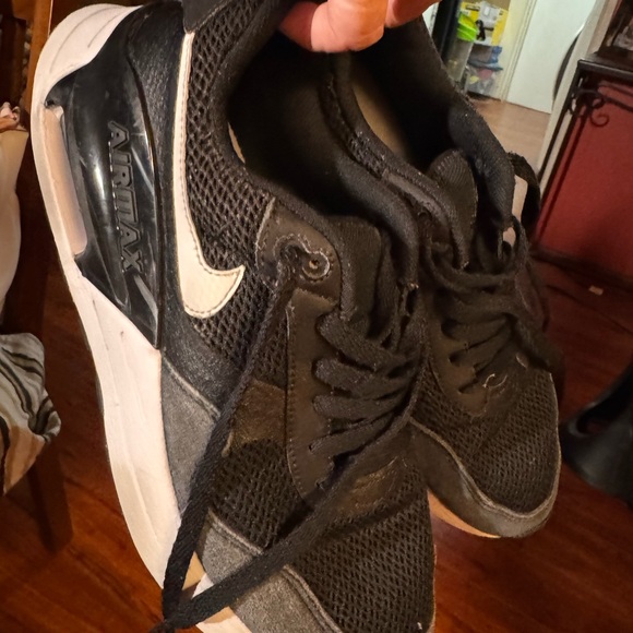 Nike Air Max Black Sneakers - Picture 1 of 4